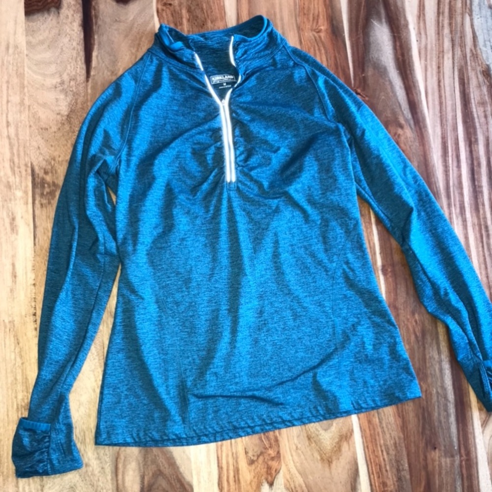 Active sweatshirt